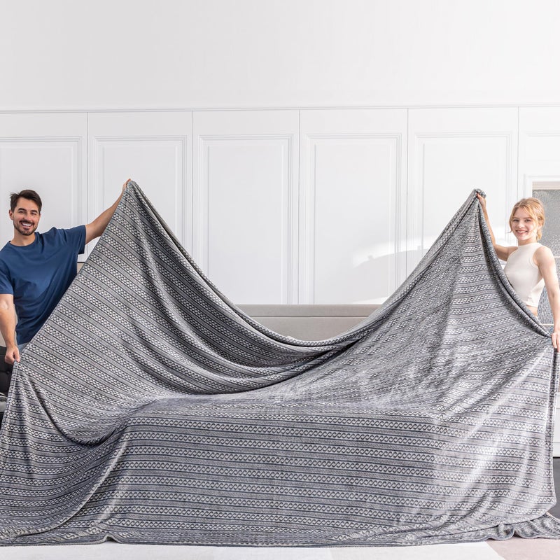Serenhom Soft Cozy 120x120 Inches Seamless Oversized King Fleece Blanket  3D Jacquard Decorative Giant 10'x10' California King Blanket Extra Large Blanket for Bed Sofa Couch Travel  Light Grey Chain - Image 1